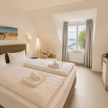 Oceanview Residences Lauterbach Ruegen Ostsee-meerblick Erste Reihe Putbus